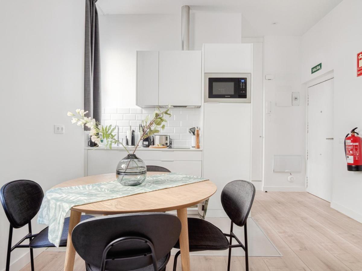 Limehome Madrid Calle Ave Maria - Estancia Temporal 外观 照片