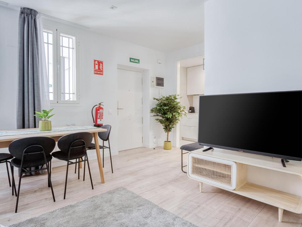 Limehome Madrid Calle Ave Maria - Estancia Temporal 外观 照片